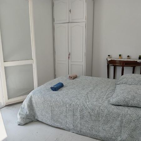 Chambre Double Lumineuse Paris Centre Deux Pas Du Metro المظهر الخارجي الصورة