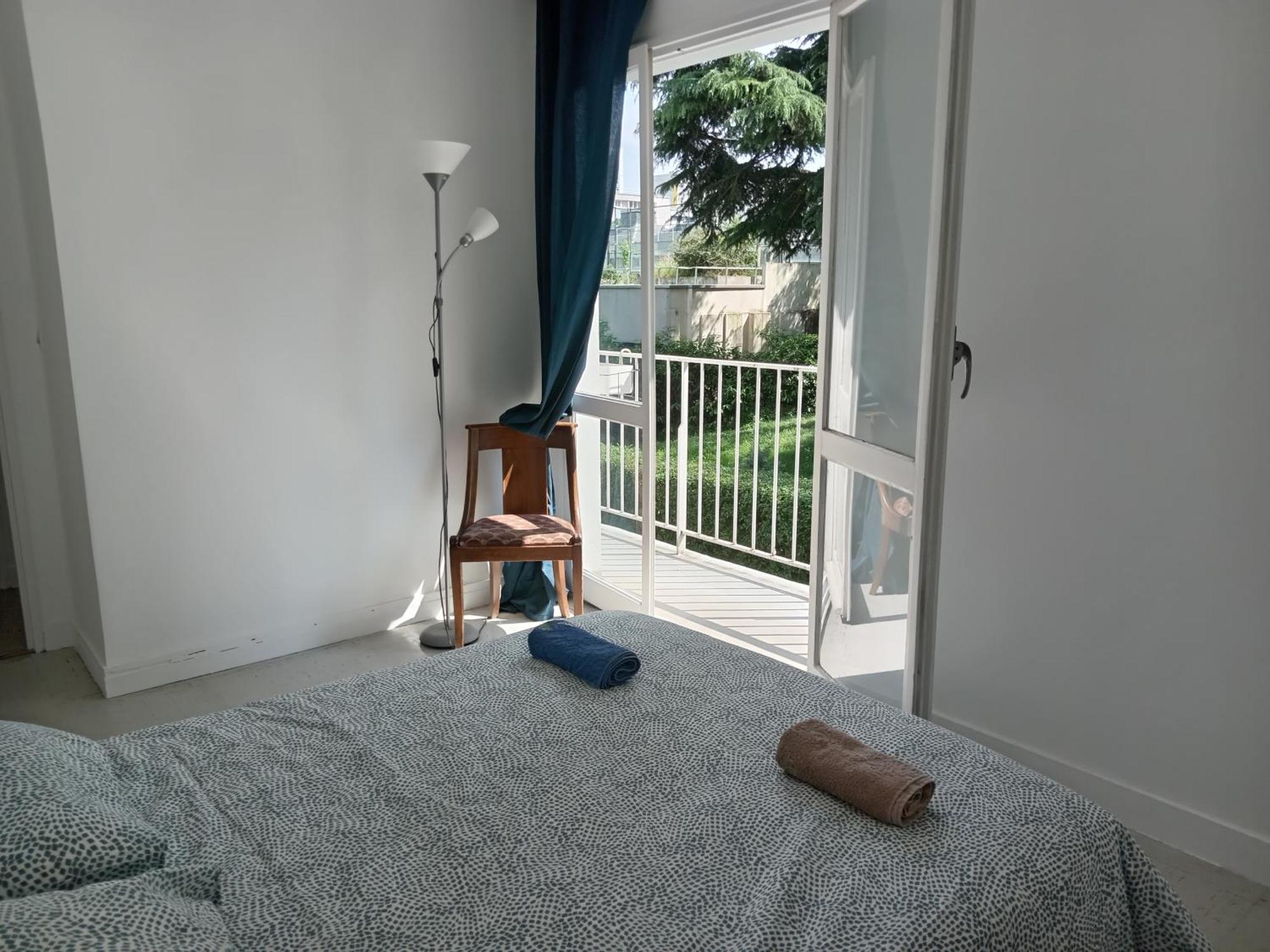 Chambre Double Lumineuse Paris Centre Deux Pas Du Metro المظهر الخارجي الصورة